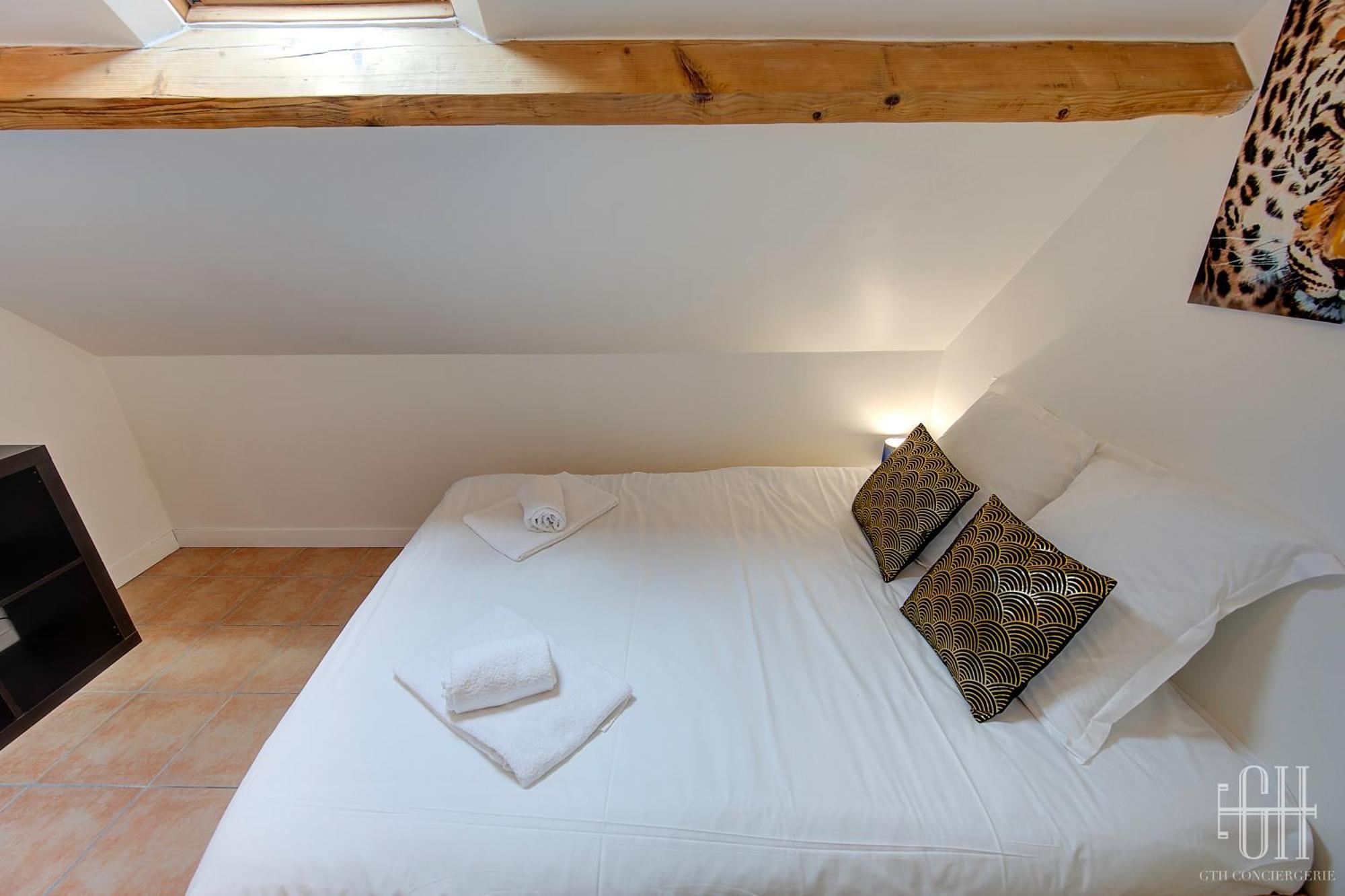 Apartamento Le Qg Tours Exterior foto
